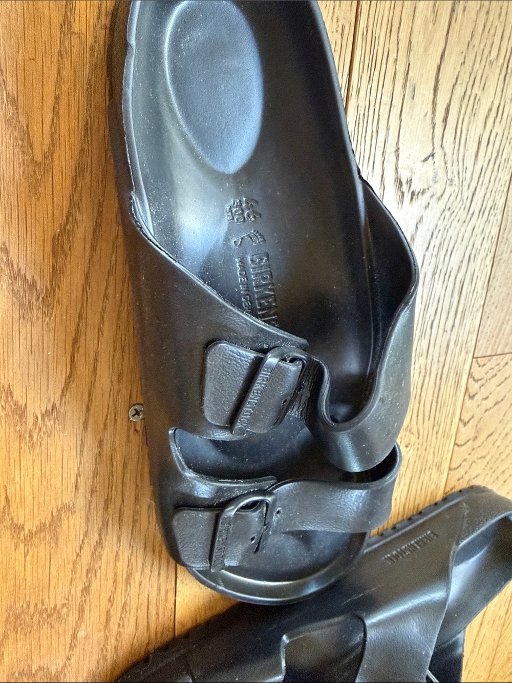 Birkenstock Men’s Black Double-Strap EVA Sandals - EUC Size 46 - Picture 2 of 4